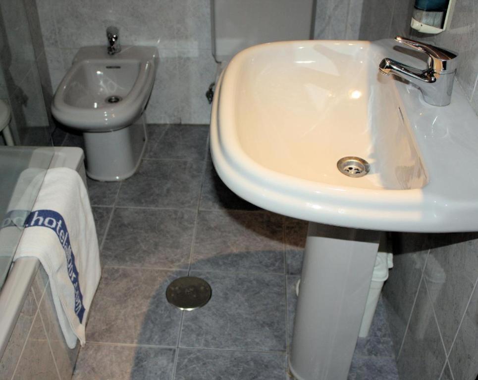 Pensión Albor I Gijón